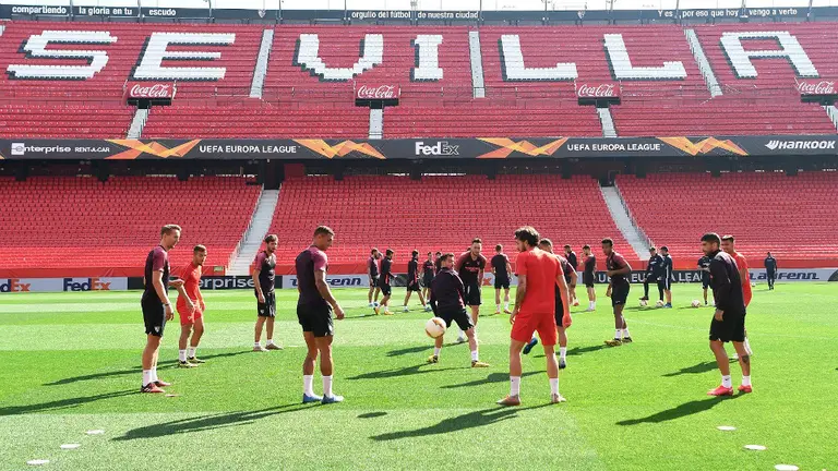 Entrenamiento del Sevilla en el Sánchez Pizjuán, este miércoles. SFC