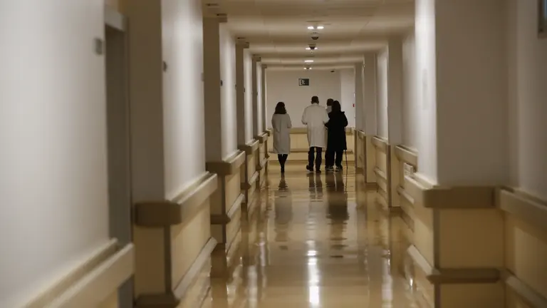 Pasillo de un hospital gallego. XES&Uacute;S PONTE