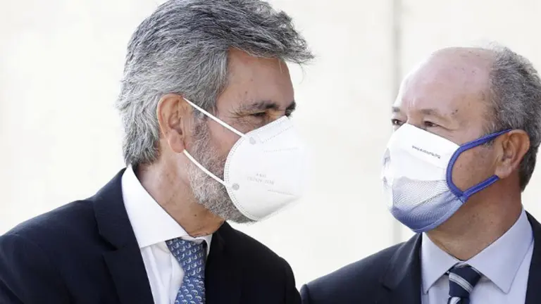 Lesmes y el ministro Del Campo. ANDREU DALMAU