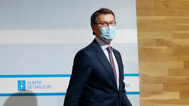 El presidente de la Xunta, Alberto Núñez Feijóo, tras una rueda de prensa. LAVANDEIRA JR. (EFE)