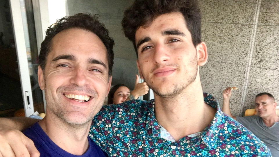 Pedro Alonso con su sobrino. DP