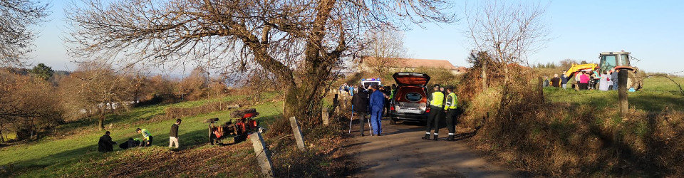 Zona en la que se registraba el accidente de tractor en el que perdía la vida dos hermanos en Lalín BLANCA PAZ