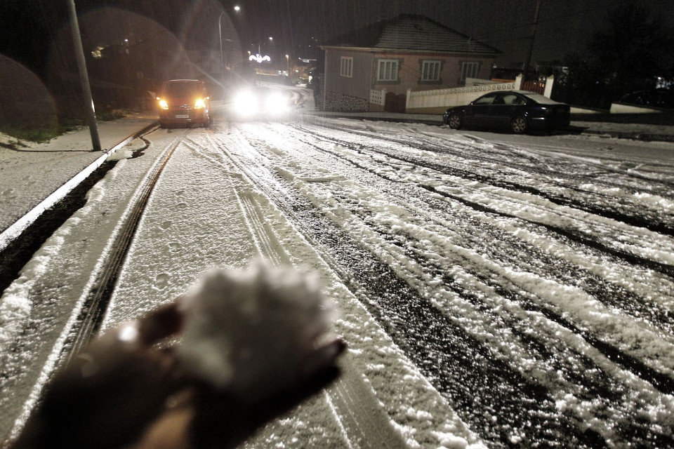Fuerte granizada en Xove. JOSÉ MARÍA ÁLVEZ