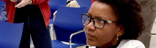 La pareja del padre de Gabriel Cruz. CARLOS BARBA (EFE)