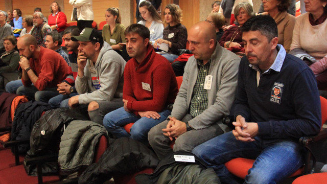 Afectados por los cierres de Alcoa, en O Hórreo PEPE FERRÍN