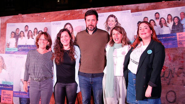 Yolanda Díaz e Antón Gómez-Reino no arranque de campaña. TWITTER