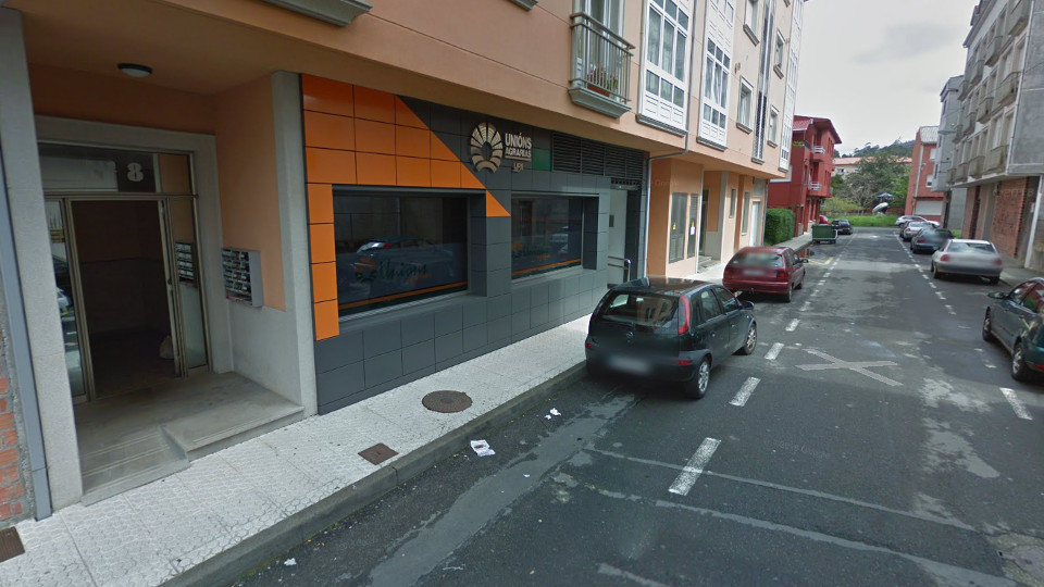 Exterior de la sede en la que se produjo el ataque machista de Vimianzo. GOOGLE - Unións Agrarias