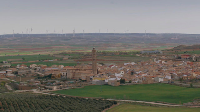 Vista general de Muniesa con Molinos