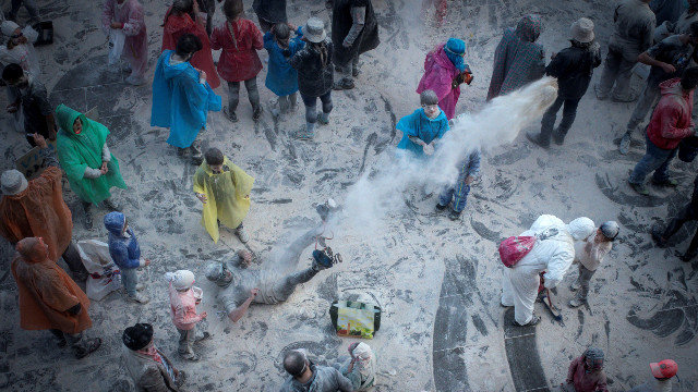 Batalla de fariña do Domingo Fareleiro. BRAIS LORENZO (EFE)