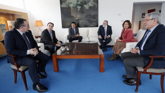 Pedro Pérez, Alfonso Riveiro, Miguel Ángel Rodríguez, José de Cora, Blanca García Montenegro y Lois Caeiro. VICTORIA RODRÍGUEZ