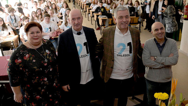 Cambre. A Coruñael secretario xeral de Política Ling~ística, Valentín García, y el director xeral de Educación, Formación Profesional e Innovación Educativa, Manuel Corredoira, participan en la clausura del programa '21 Días co Galego e +'. IES Afonso X O Sabio.03/02/2020Foto: Moncho Fuentes / AGN A Coruña