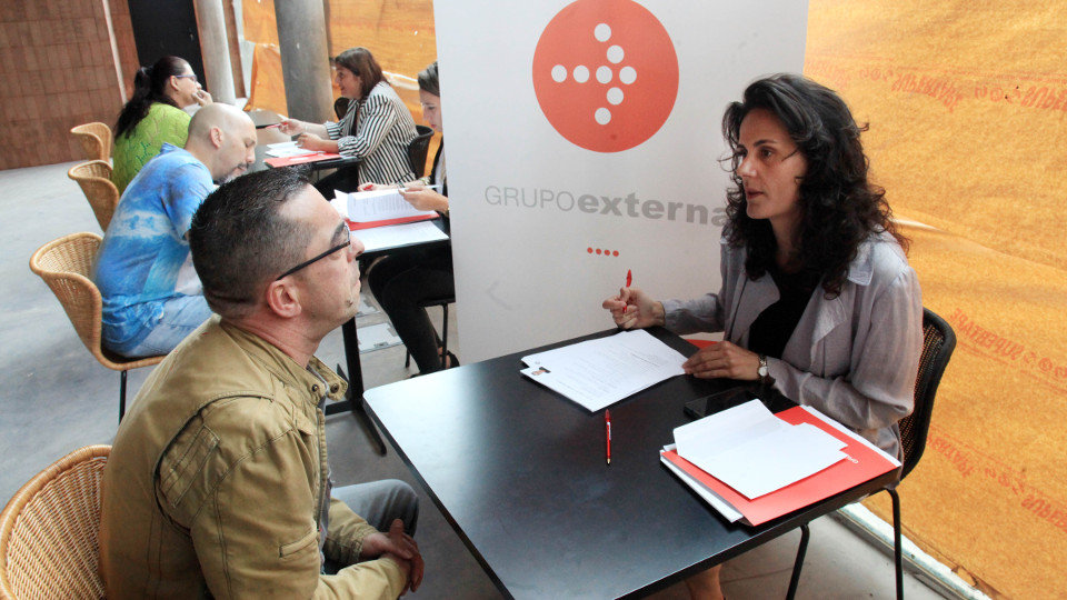 Participantes en la jornada de puertas abiertas. PEPE FERRÍN (AGN)