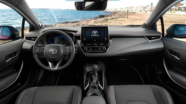 corolla-hb-2.0l-red-bitone-2019-035-320276