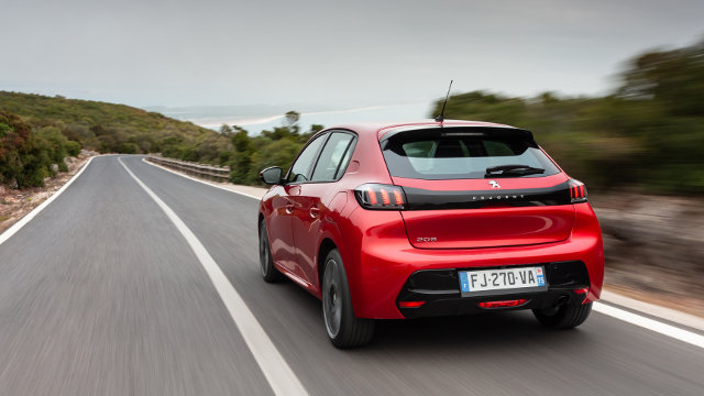PEUGEOT_208_TESTDRIVE_0919TC-25