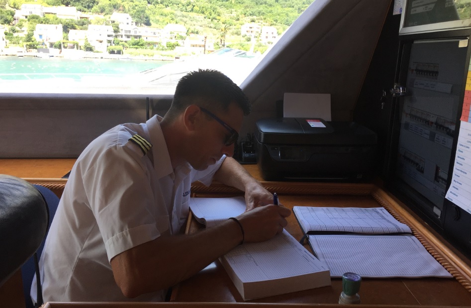 Javier Vieira en un yate en Croacia. EP