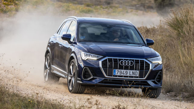 Audi Q3 45 TFSIe_007