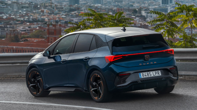 CUPRA BORN Aurora blue 022H