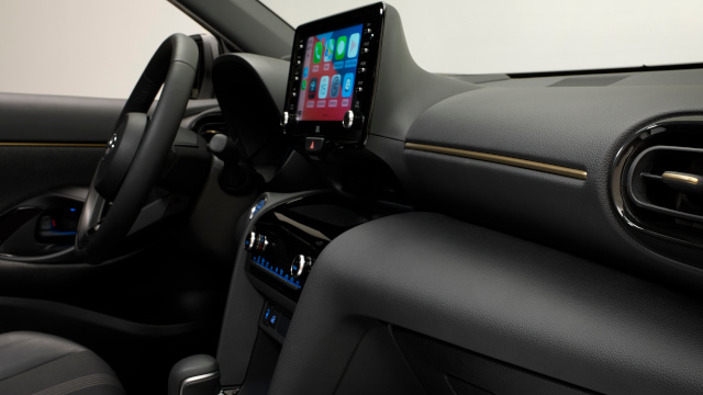 toyotayariscrossadventure12