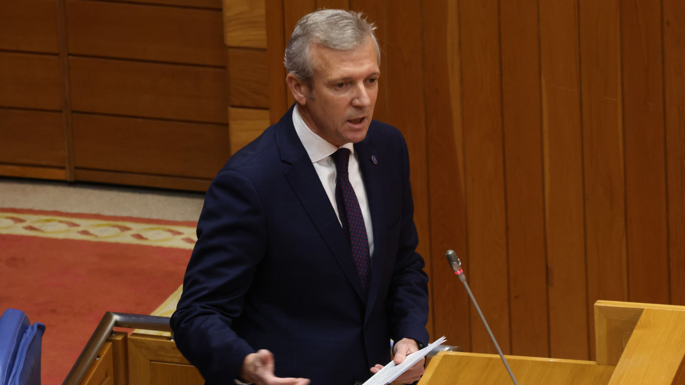 Alfonso Rueda, en el Parlamento. PEPE FERRÍN