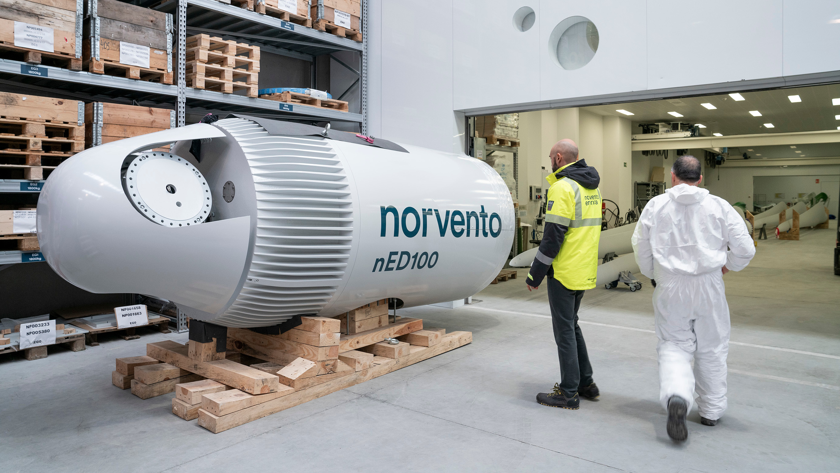 Parte de un aerogenerador de Norvento fabricado en Vilalba. EP