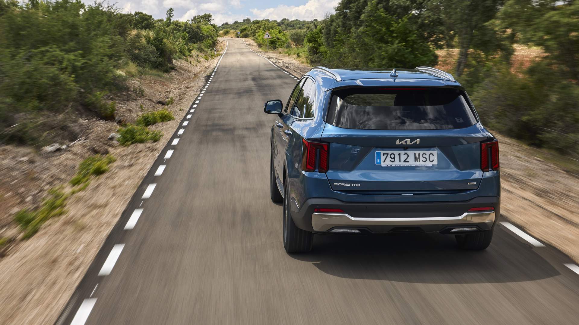 Kia Sorento Mineral Blue 13