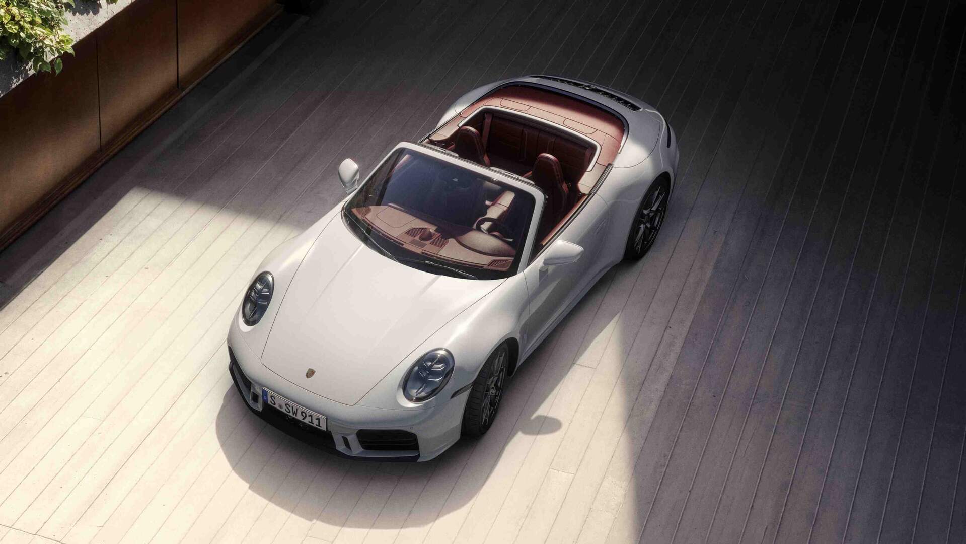 Porsche 911 Carrera S(1)