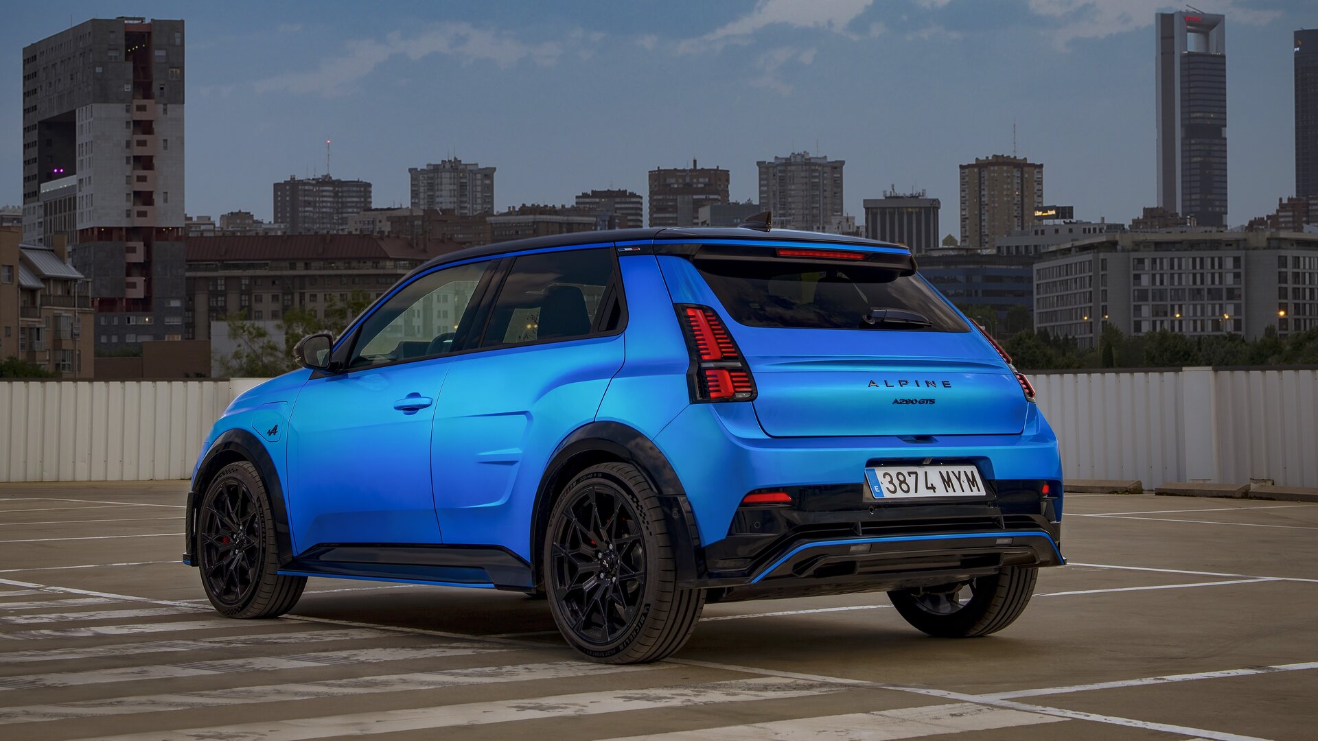 Alpine_A290_estatica_9