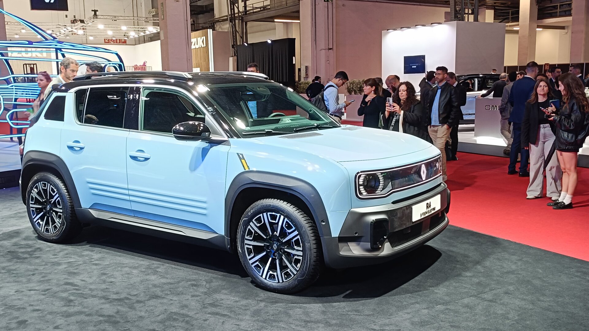 Automobile Barcelona 2025 Renault 4 E-TECH