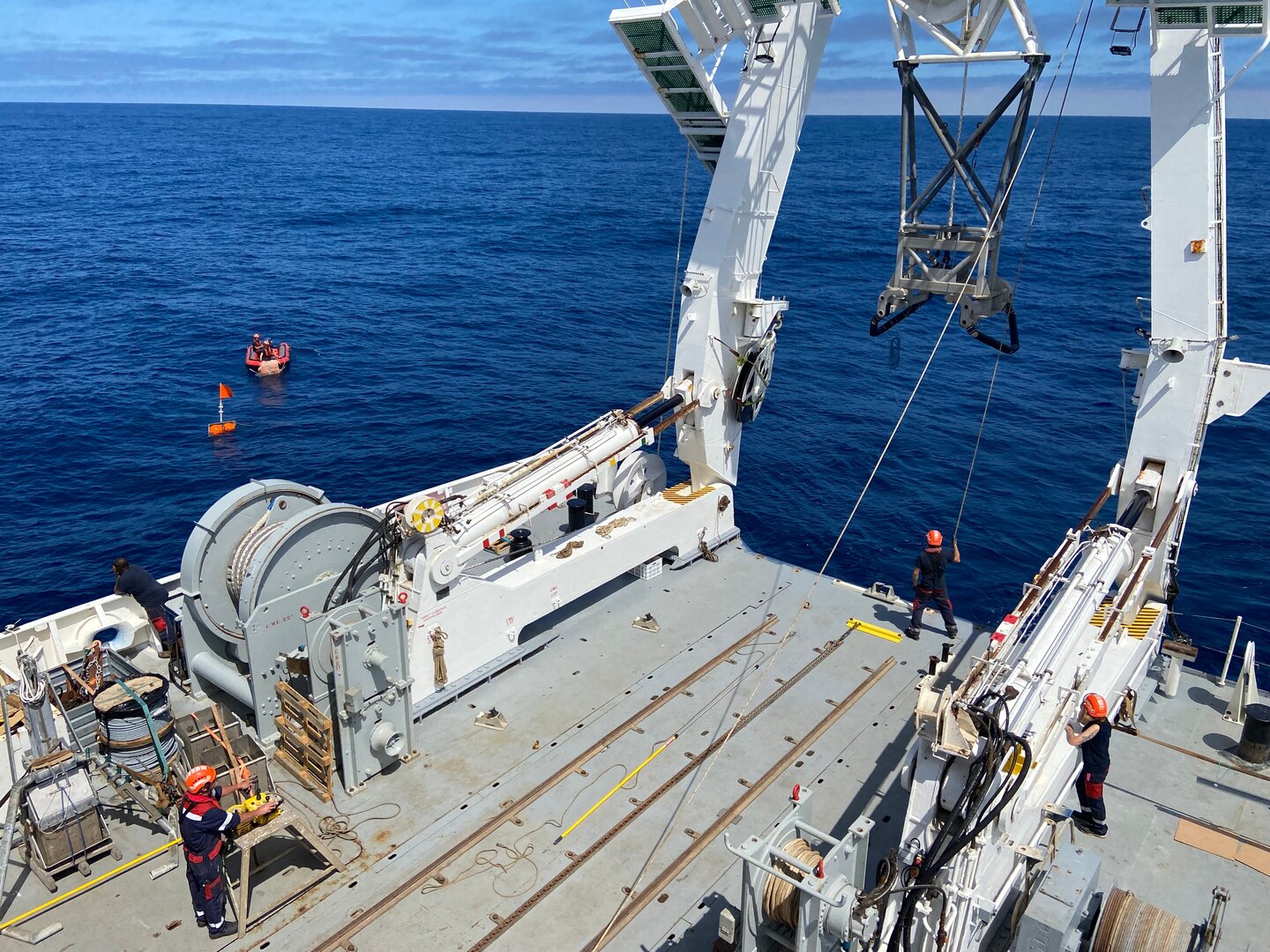 L'Atalante, a 600 kilómetros de Fisterra.CNRS