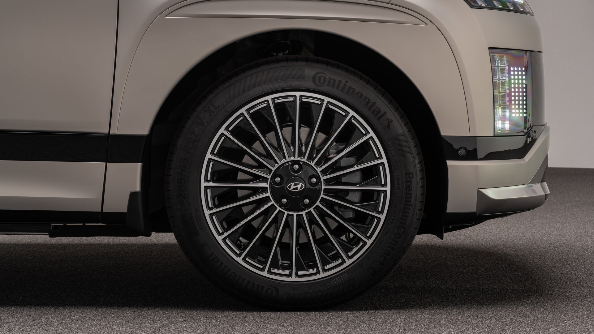 IONIQ 9 - Exterior (35)