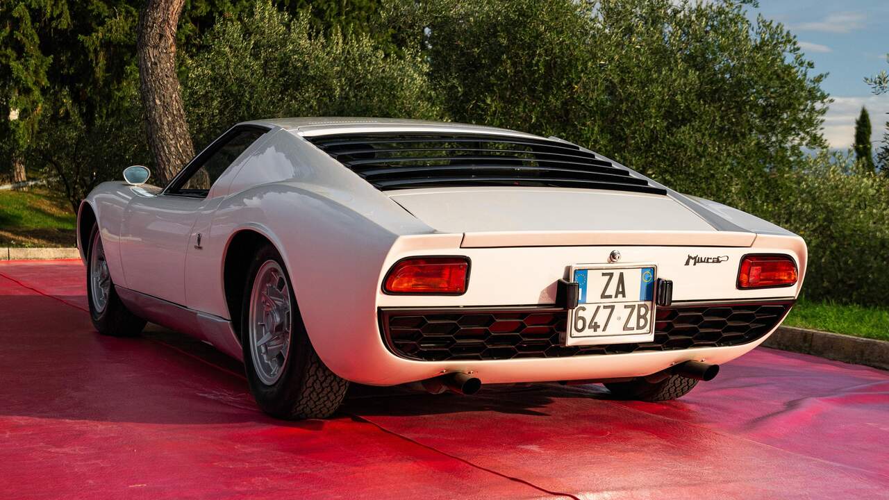 Lamborghini Miura (2)